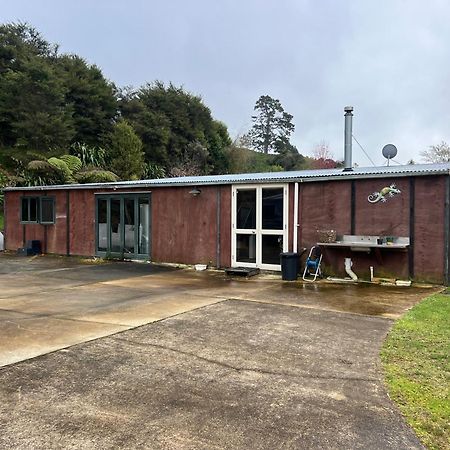 Self Contained Open Shed Space Wainui  Ngoại thất bức ảnh