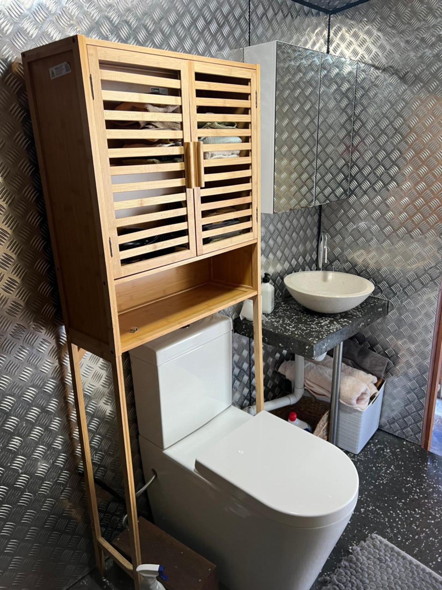 Self Contained Open Shed Space Wainui  Ngoại thất bức ảnh
